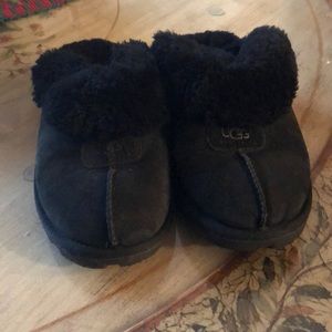 UGG coquette slippers size 6